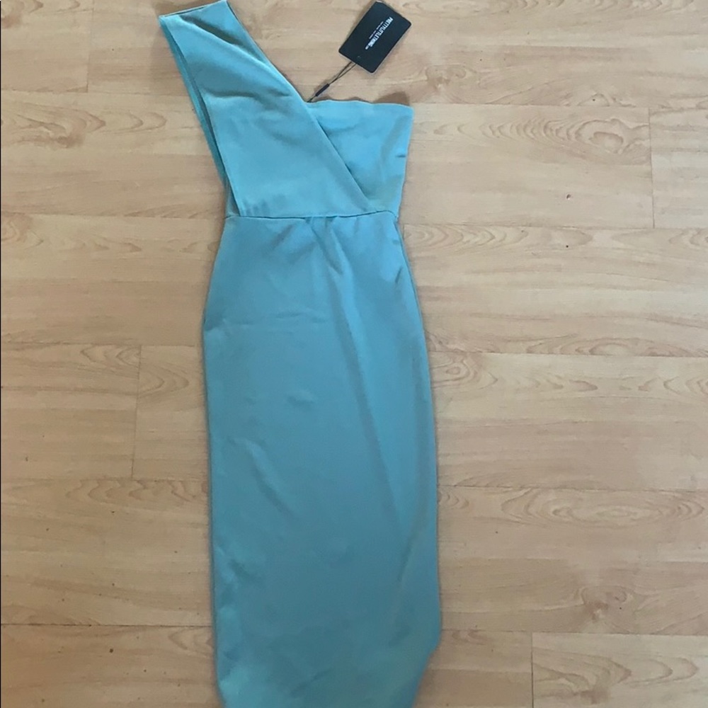 One shoulder dress